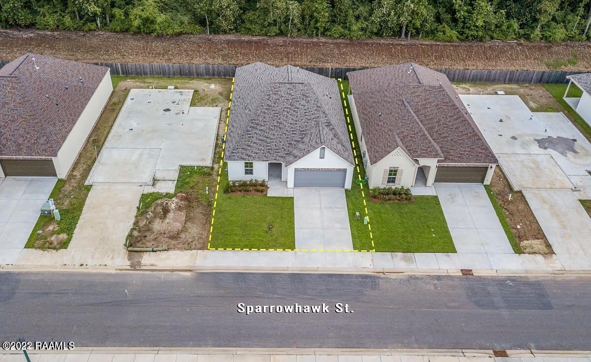 211 Sparrowhawk Street – photo 3