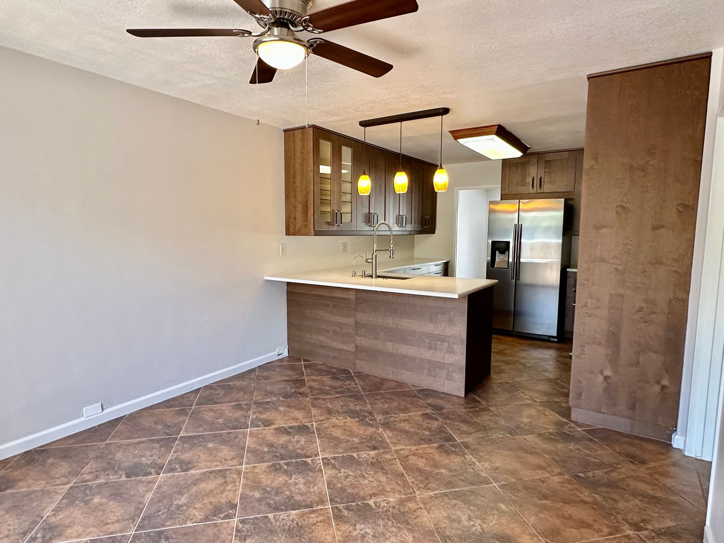 Spacious, Upgraded, 3 Bedroom 2.5 Bath Condo with Private Hot Tub in Point Loma – photo 5