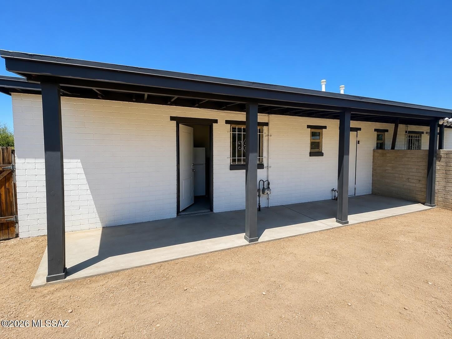 1702 N Tyndall Avenue – photo 2