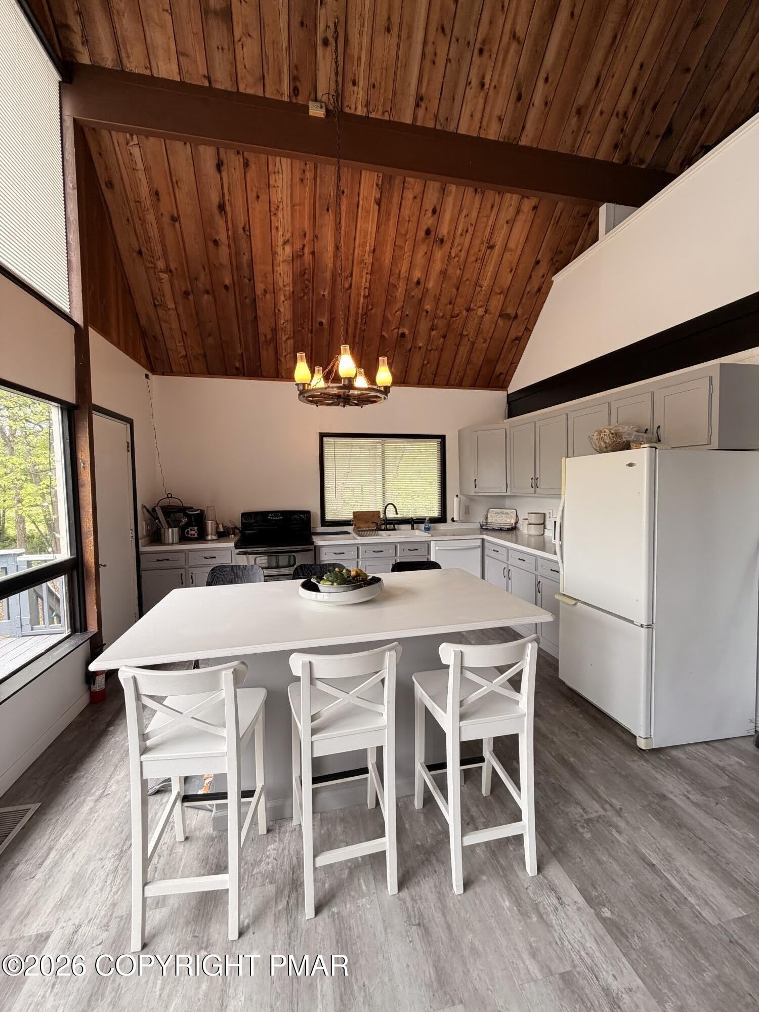 210 Stag Court – photo 5