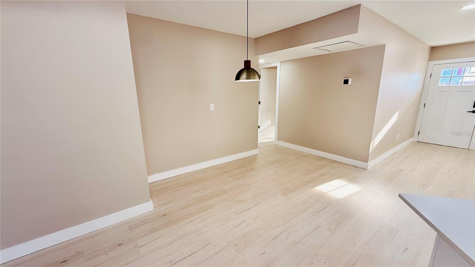 6409 ROSEWOOD Drive – photo 5