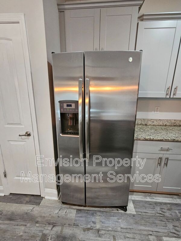 2190 Miranda Drive – photo 4