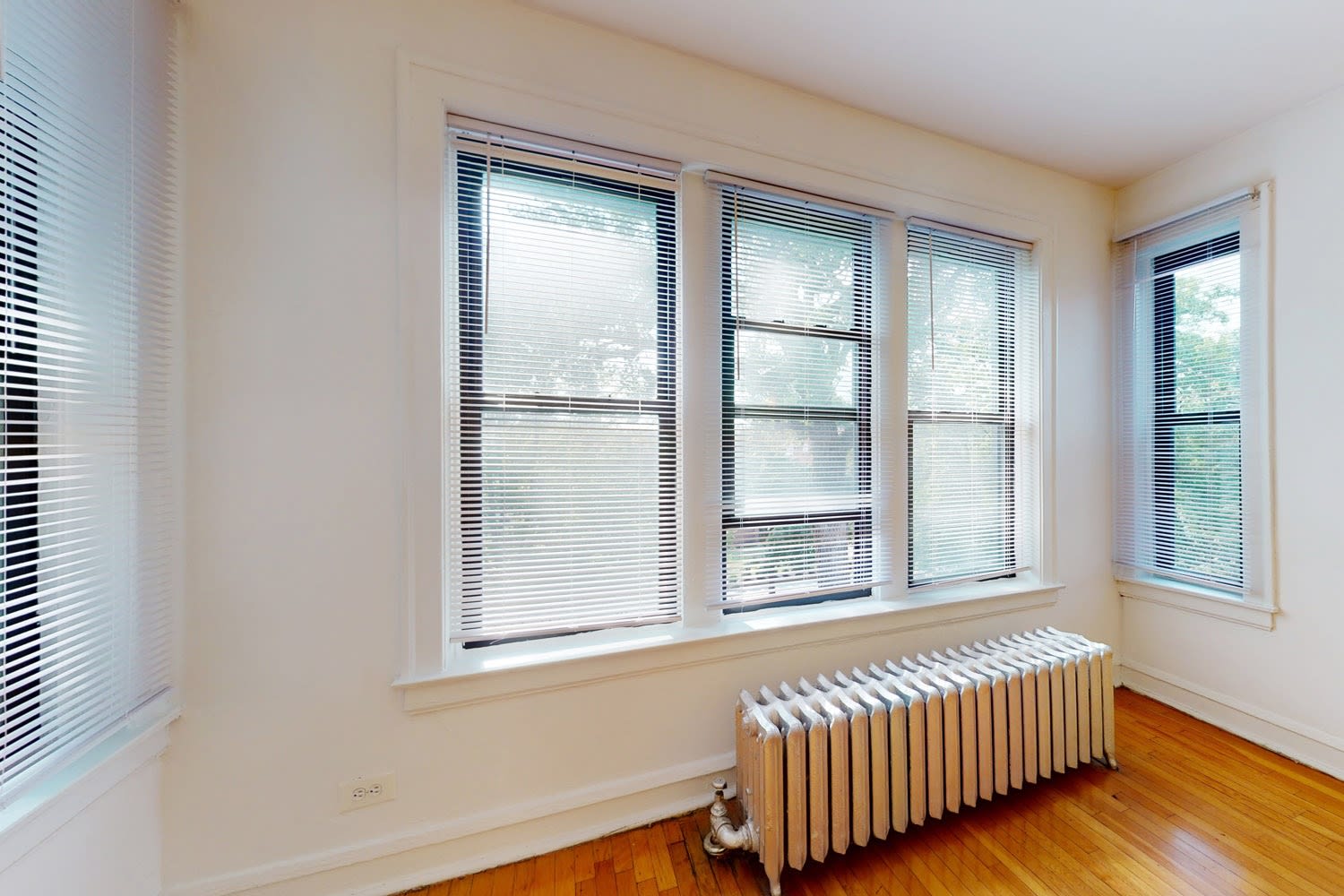 5053 S. Ellis Avenue – photo 5