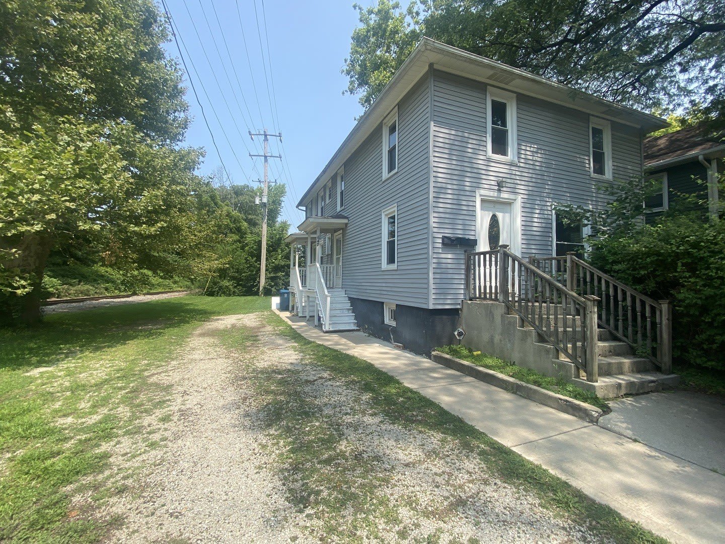 647 Hardin Avenue – photo 1