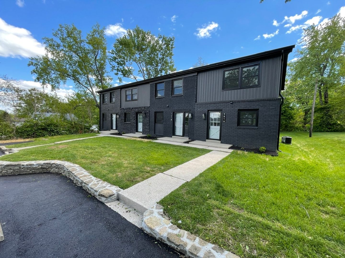 Modern Design Condo Near Shelbyville Country Club – photo 2