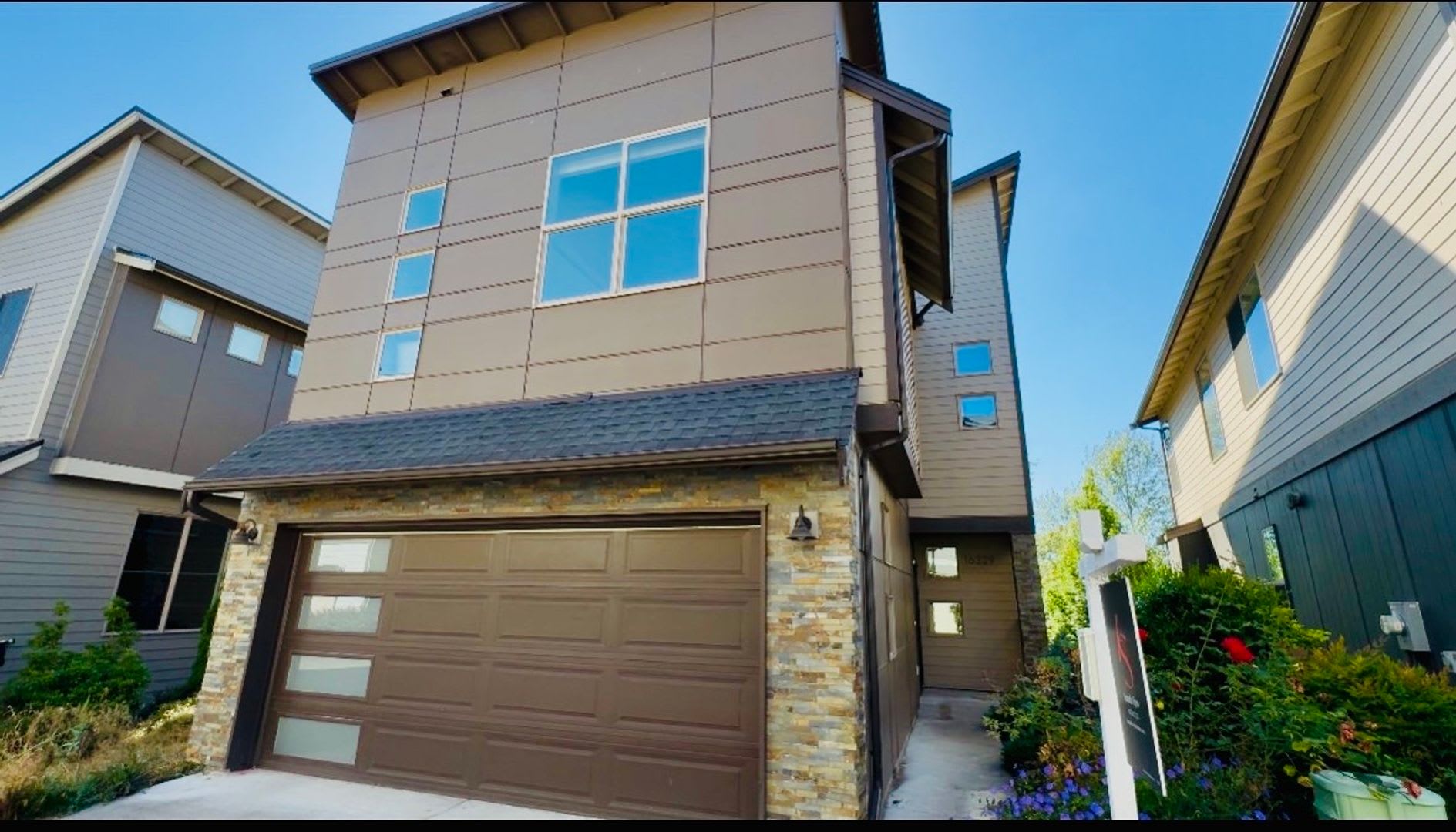 Stunning Home With Great Views – photo 1