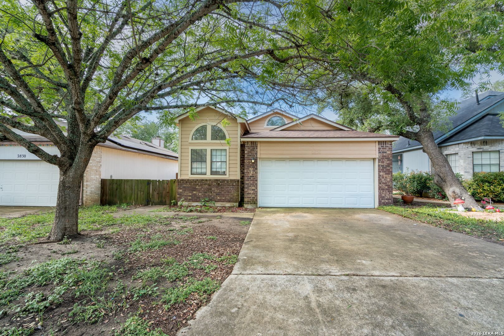 BEAUTIFULLY UPDATED 3-BEDROOM HOME IN TIMBER RIDGE – photo 1