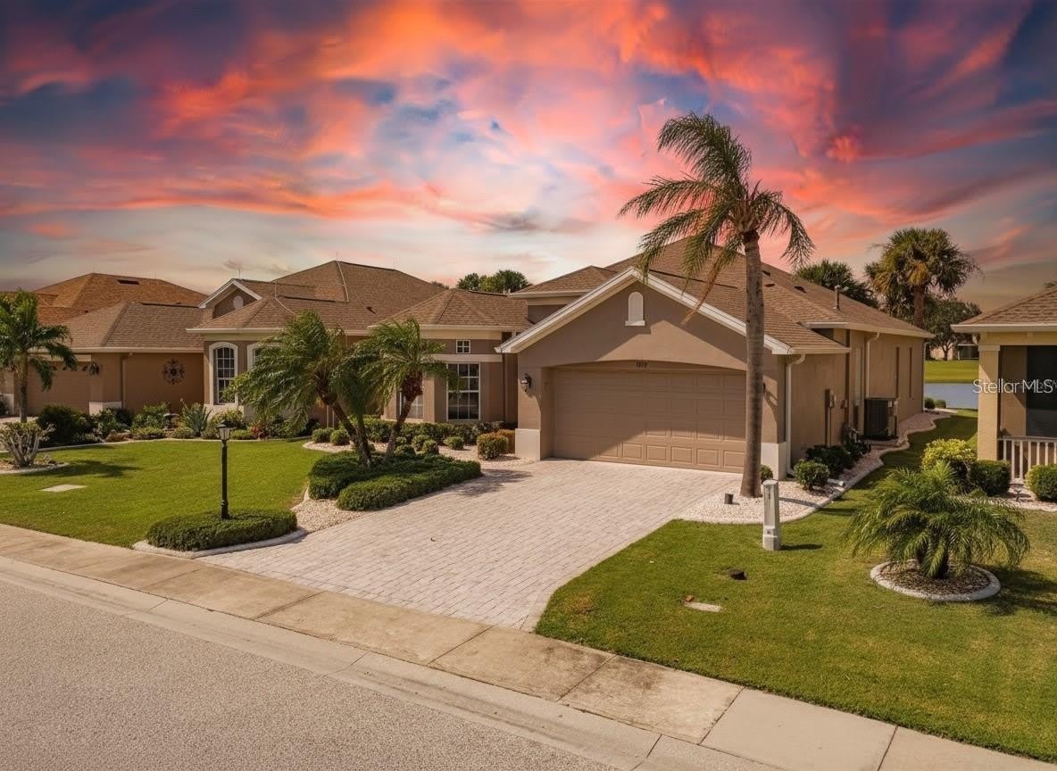1039 EMERALD DUNES Drive – photo 5