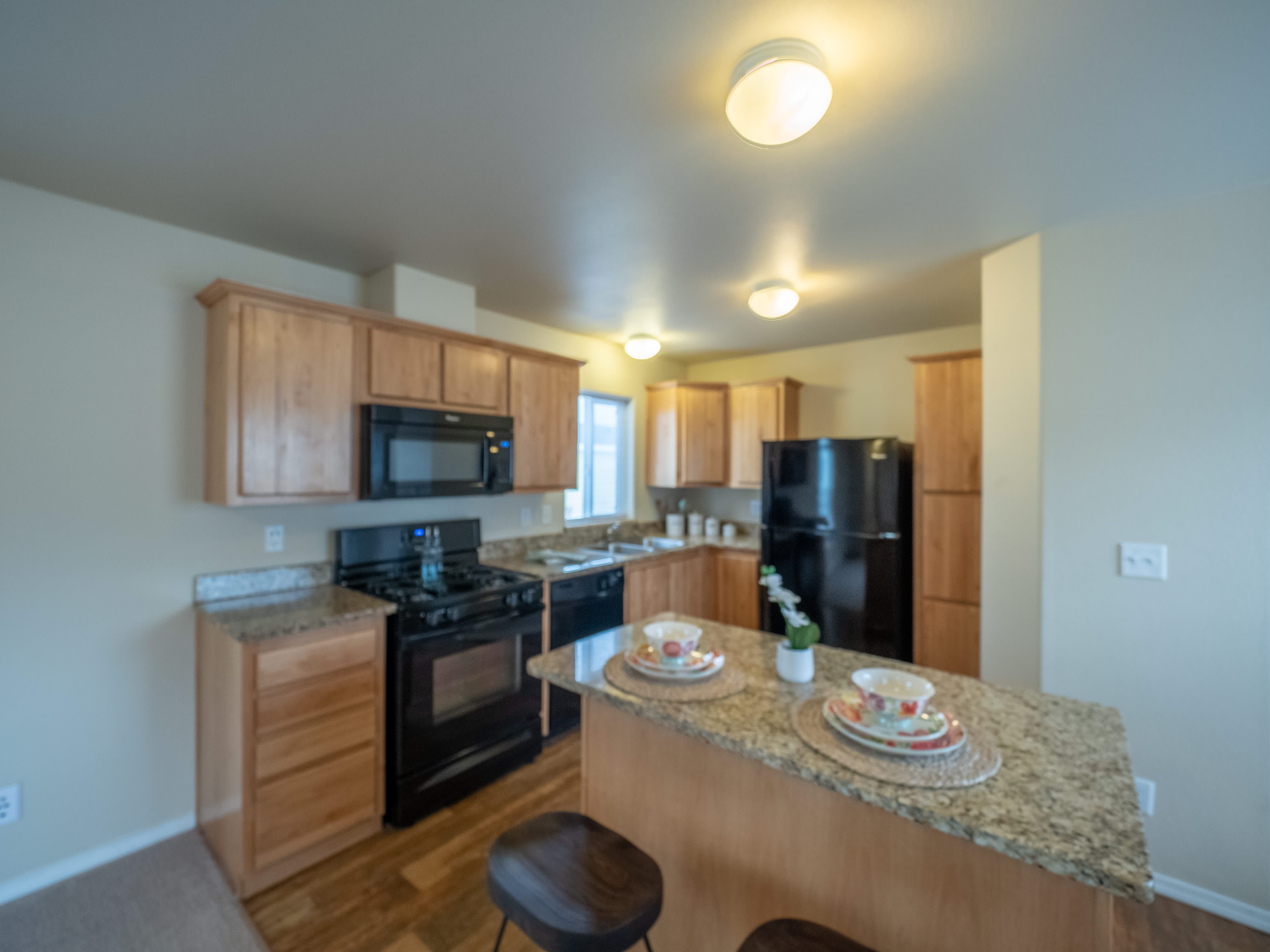 Four Seasons Apartment Homes – photo 4