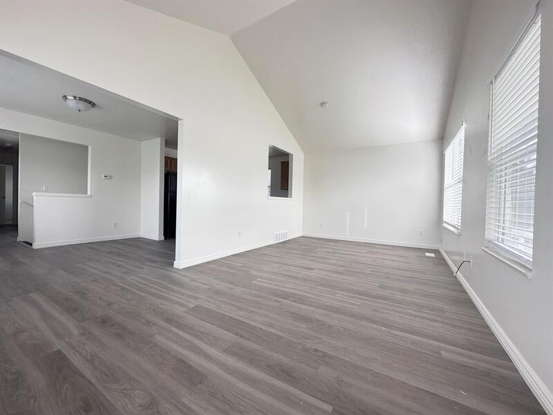 327 N 270 W – photo 5