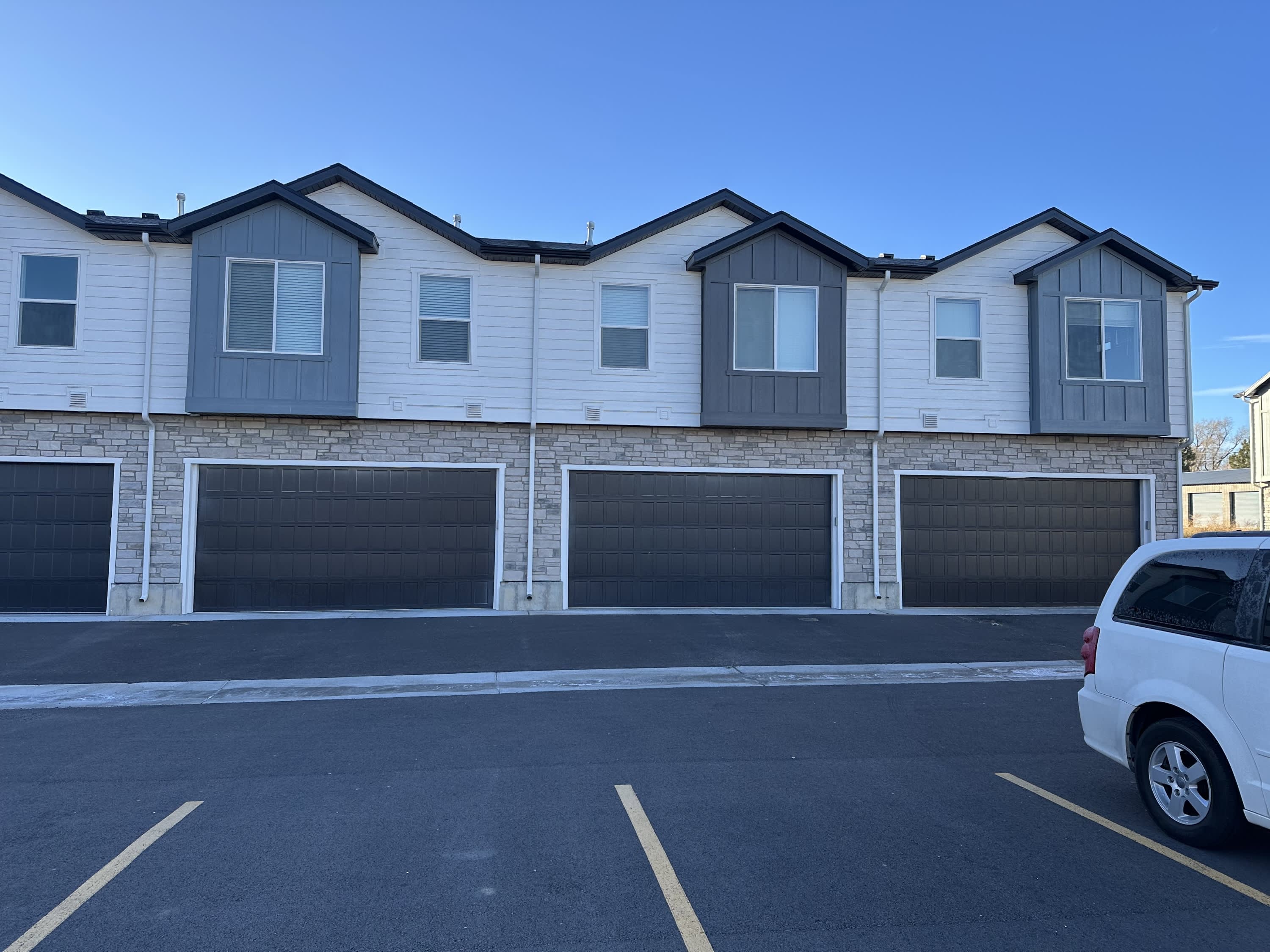 848 East 250 North – photo 5