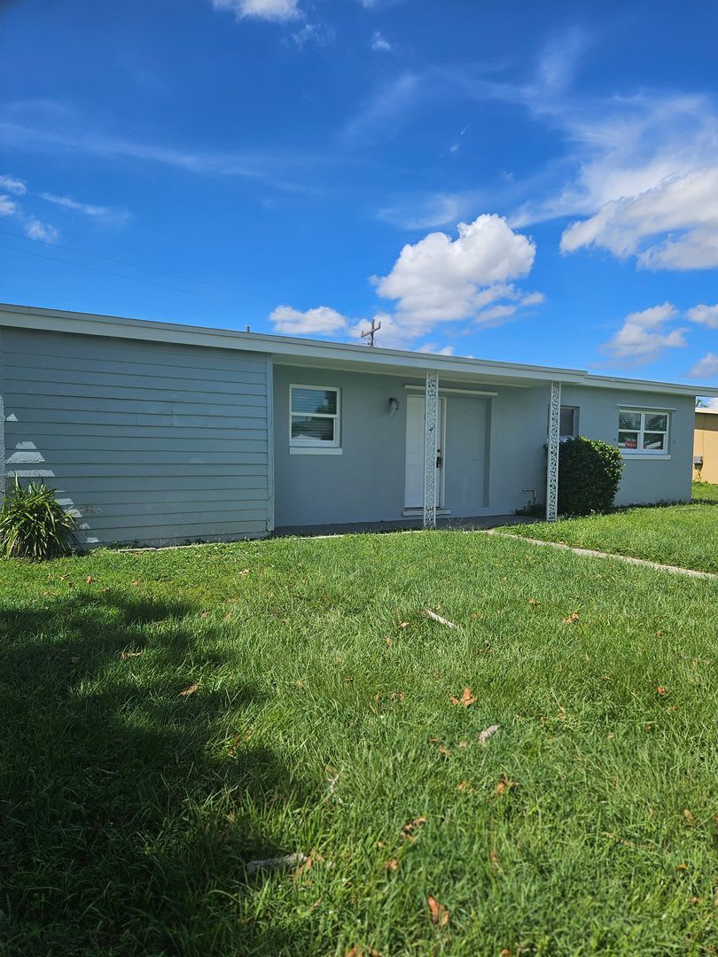 Port Charlotte single family home – photo 1
