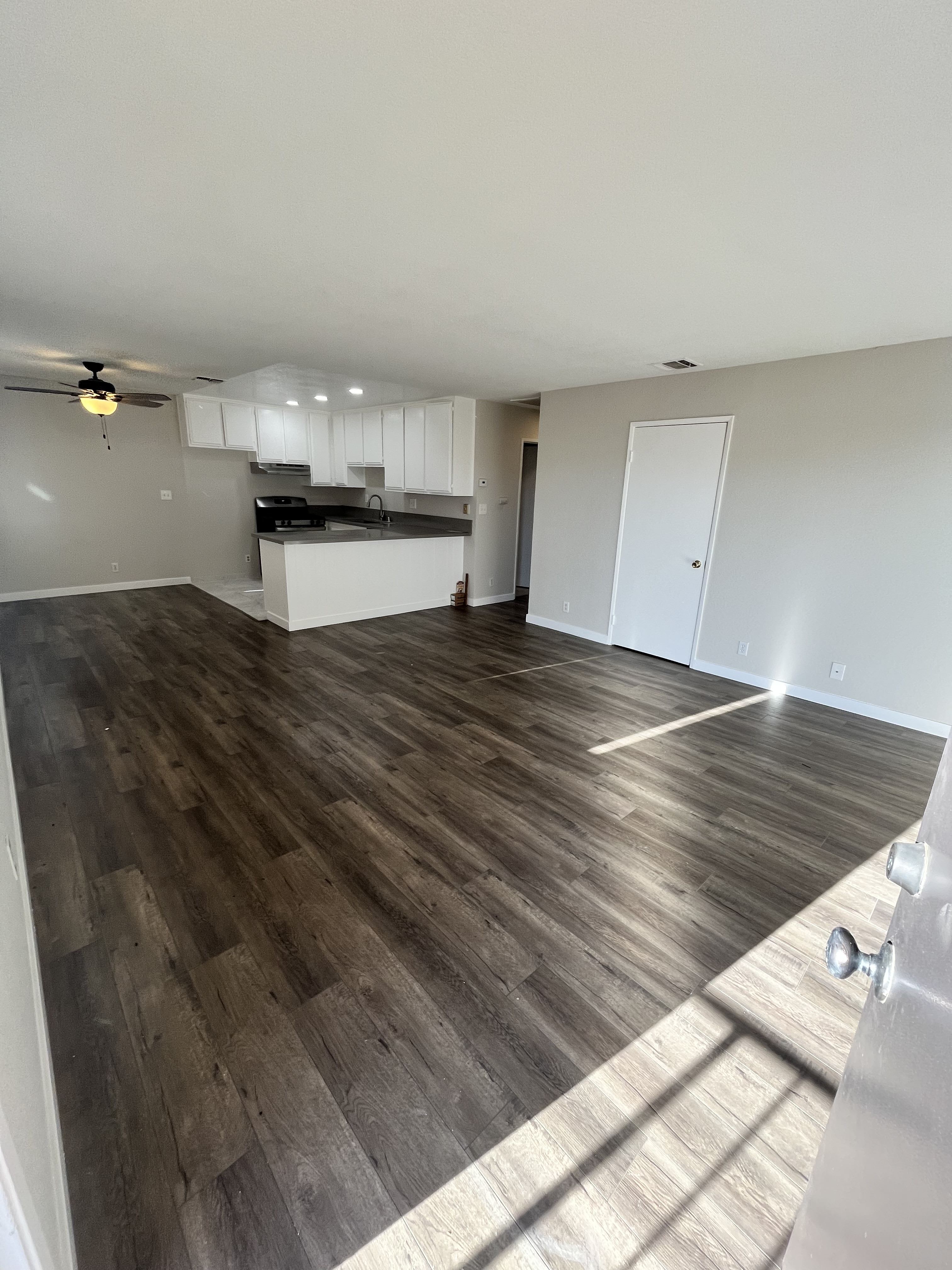 623 E Cedar Ave – photo 5