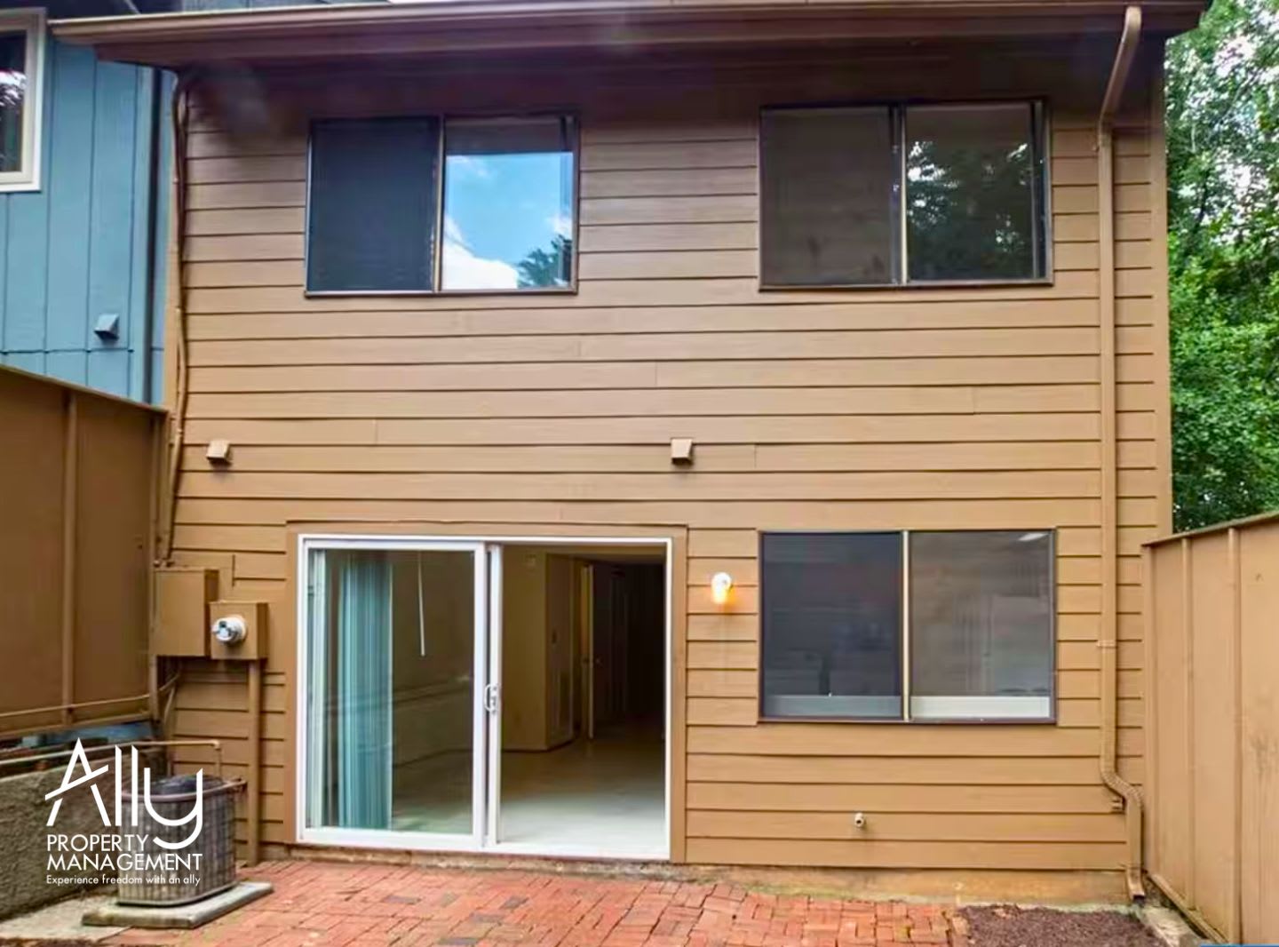 1 Four Seasons Drive – photo 1