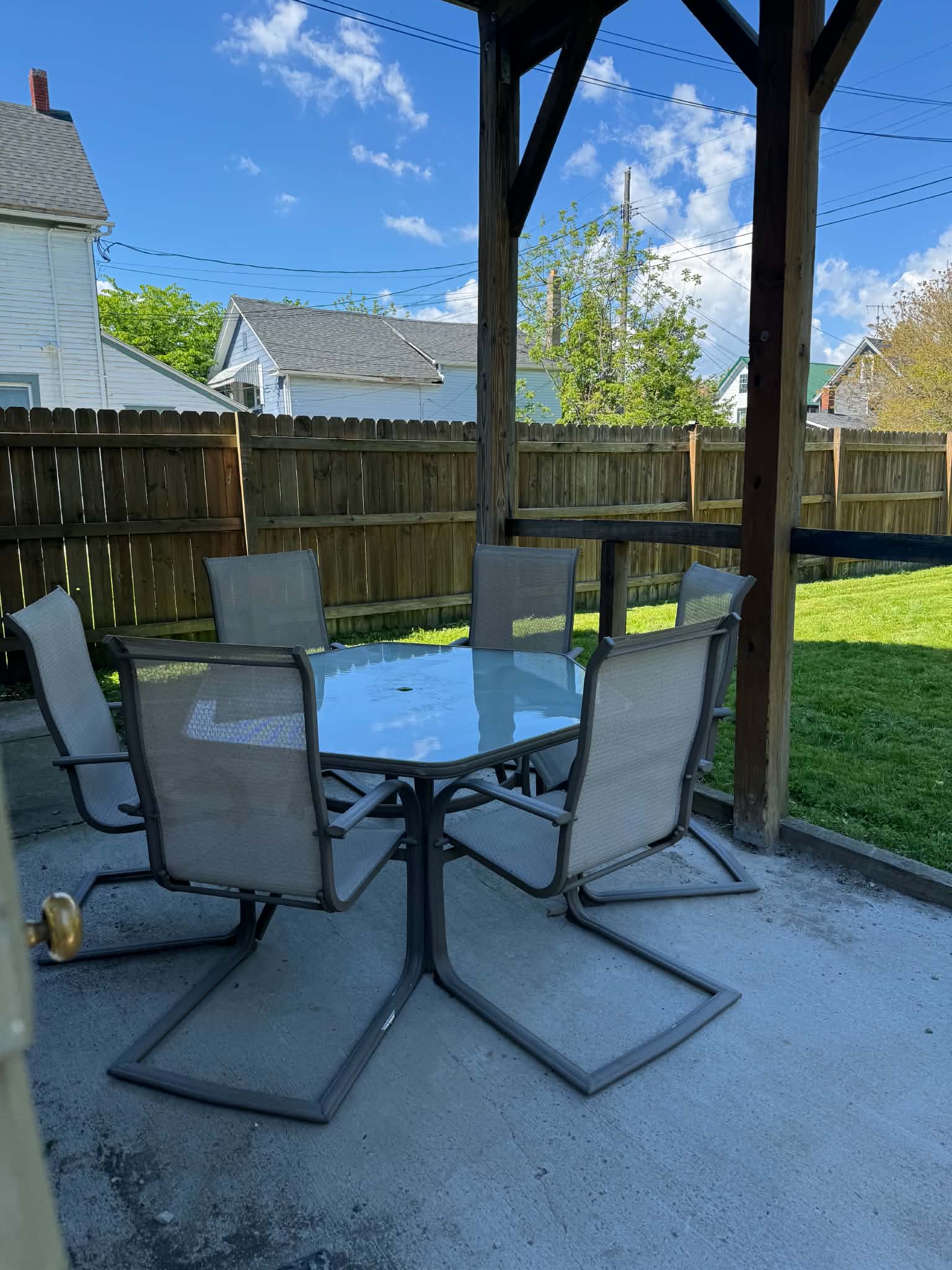 441 Fargo Ave – photo 3