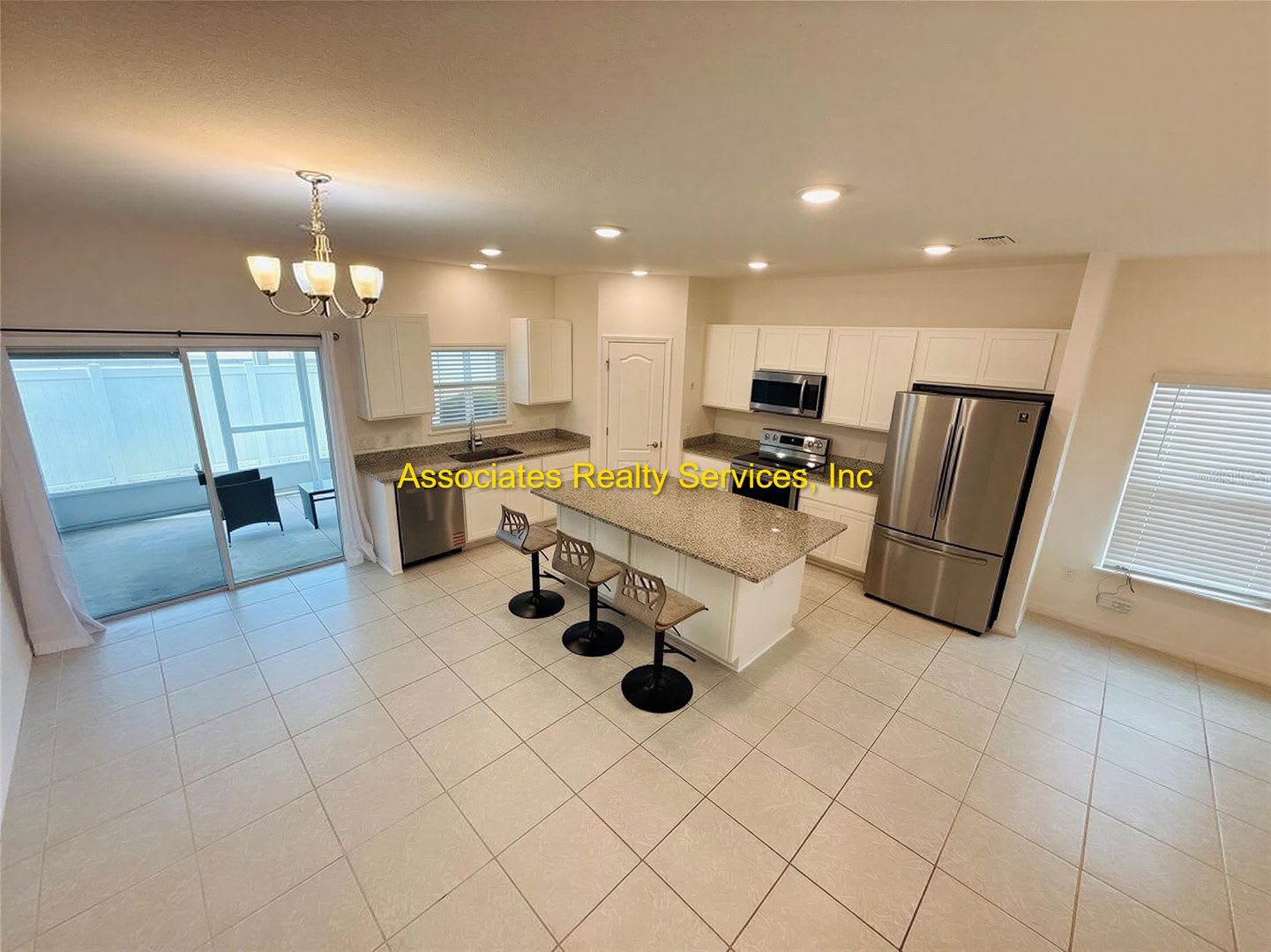 MOVE-IN READY NOW!– 3BR/2BA home in Tara West! – photo 5