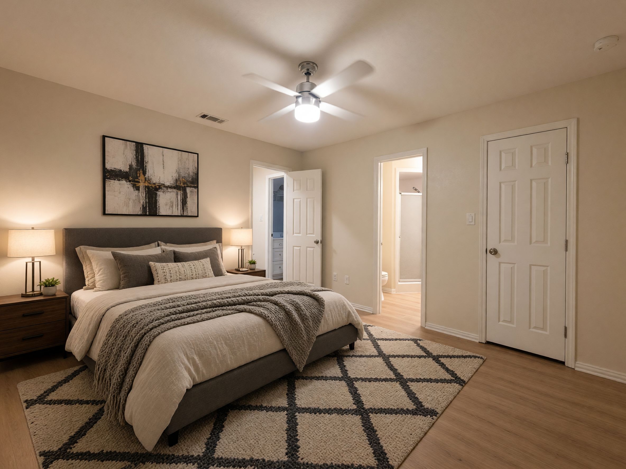 104 East Eggleston Street – photo 2