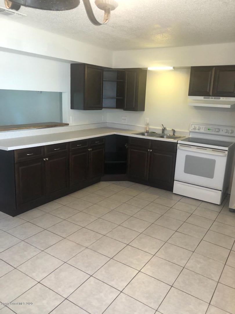 210C Pierce Ave – photo 4
