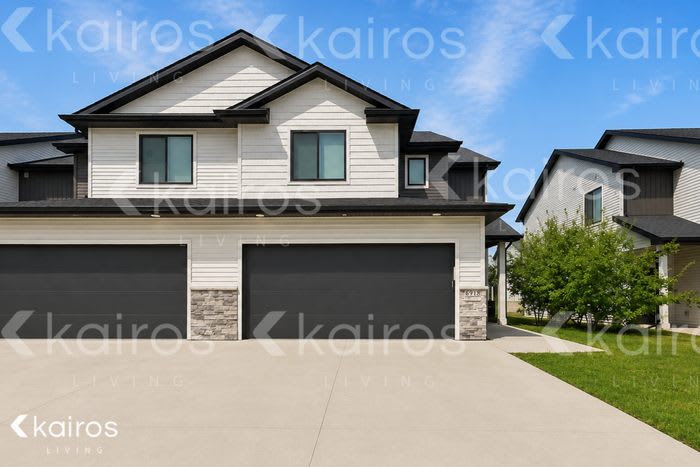 6918 Bluebell Court – photo 1