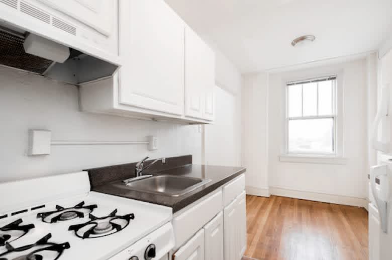 Embassy Apartments – photo 2
