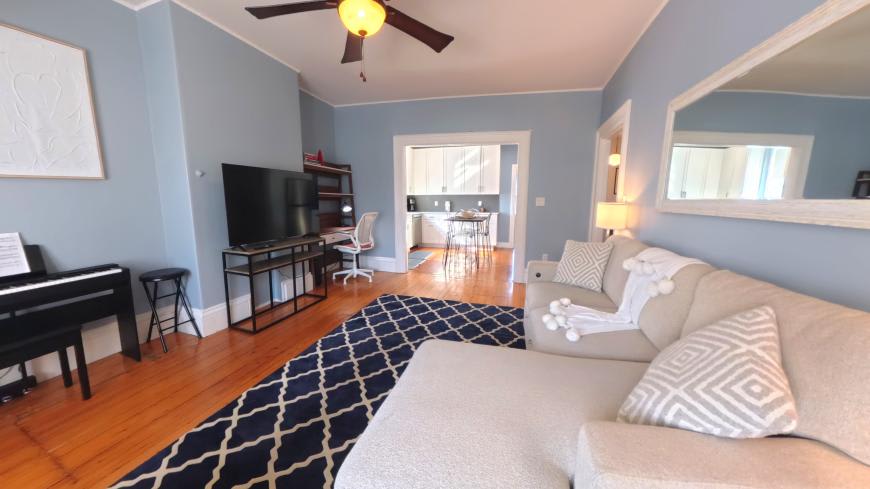 137 Walnut St – photo 2