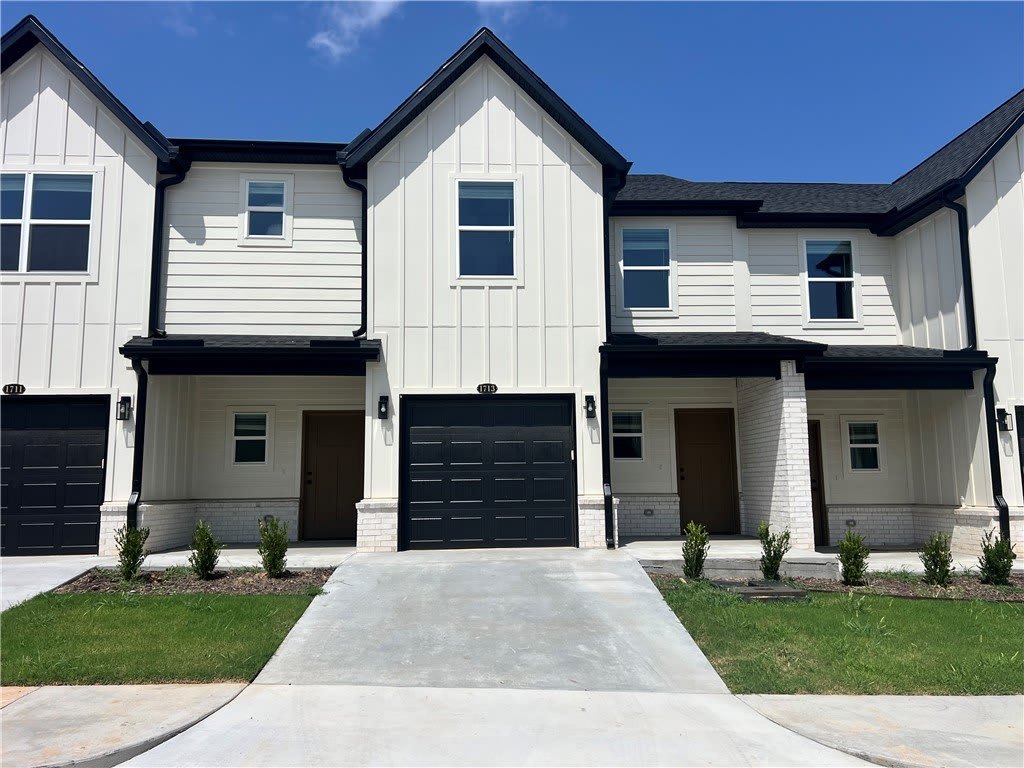 1713 Cuppett Circle – photo 1