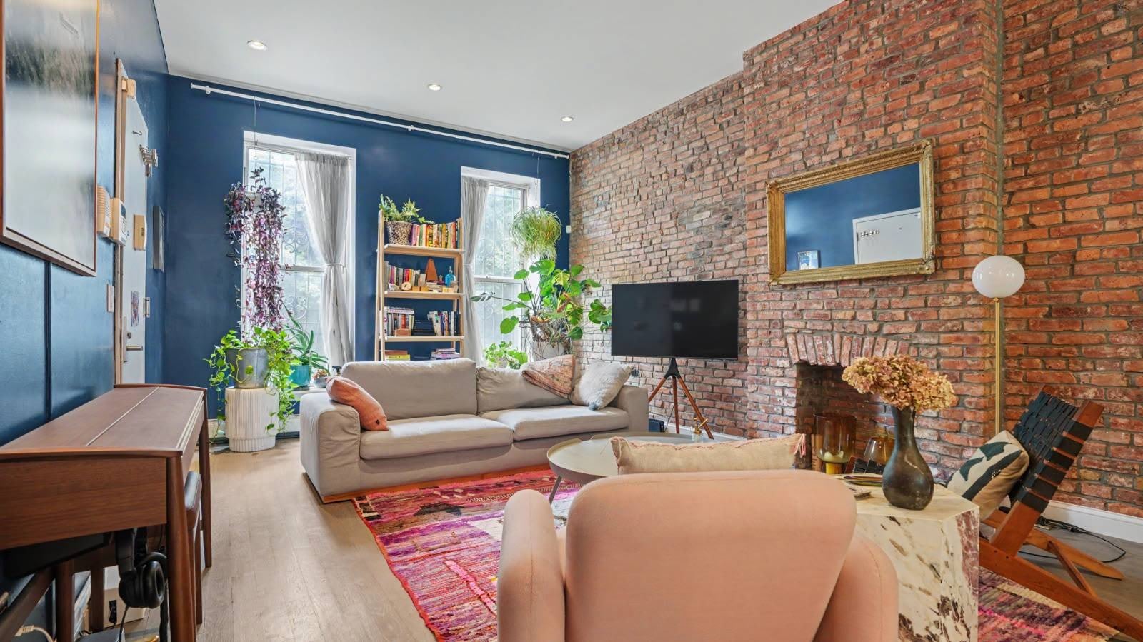 147 Stuyvesant Avenue – photo 2