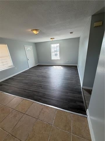8812 Apple Street – photo 2