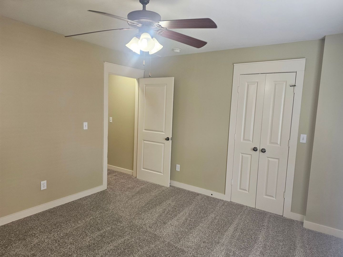 1679 Parktown Place – photo 4