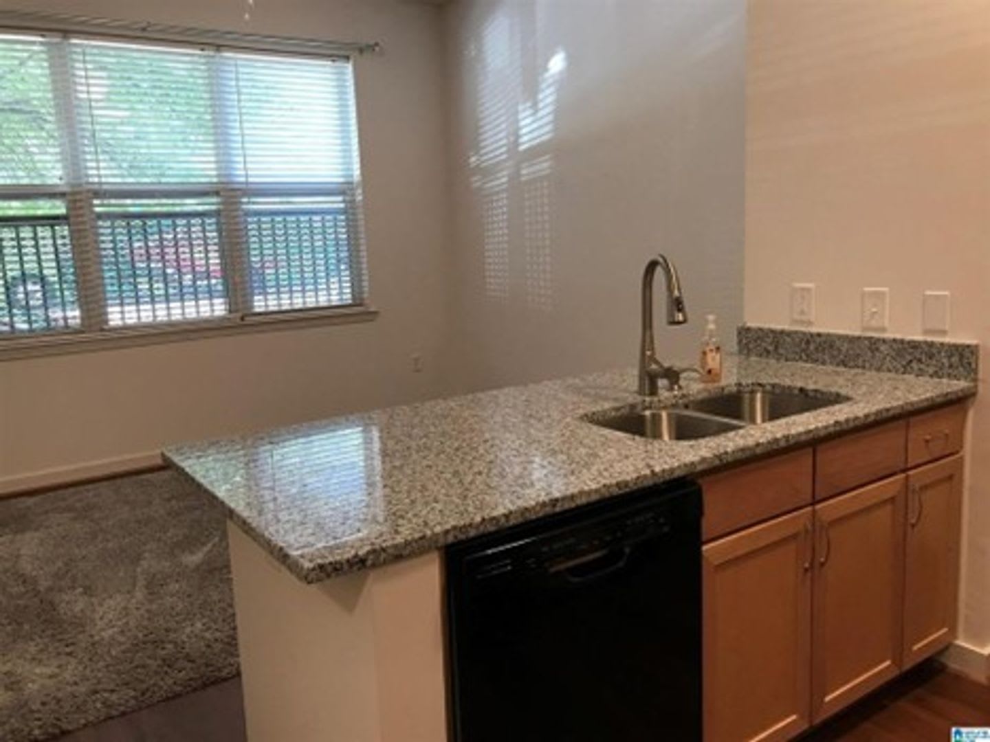 Wonderful 1 Bedroom 1 Bathroom Studio Unit In The Heart Of The Uab Medical District – photo 5