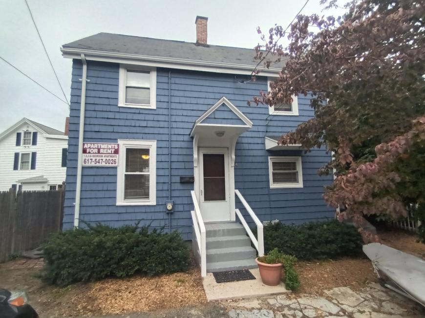 4 Park St. – photo 1