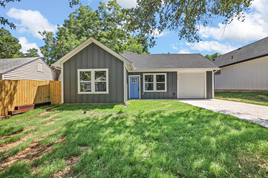 516 East Heron Street – photo 1