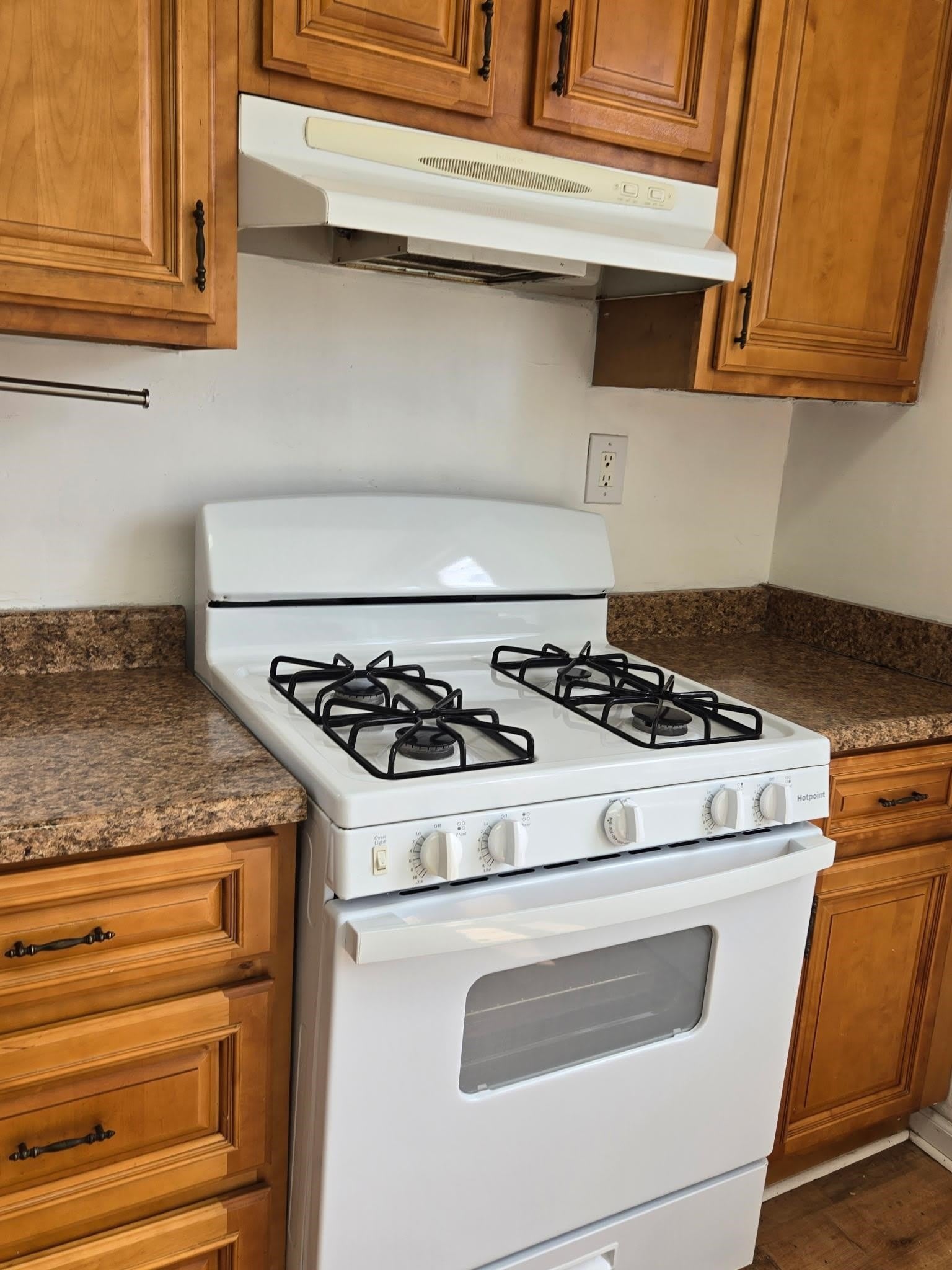 51 AUDUBON AVE – photo 4