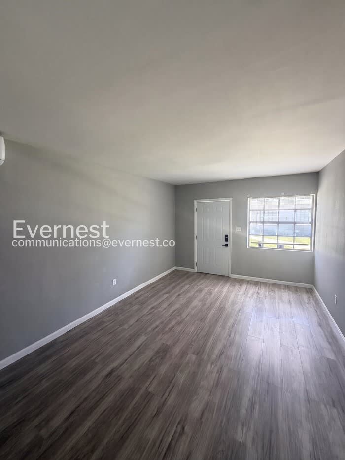 3408 East Doctor Martin Luther King Junior Boulevard – photo 2