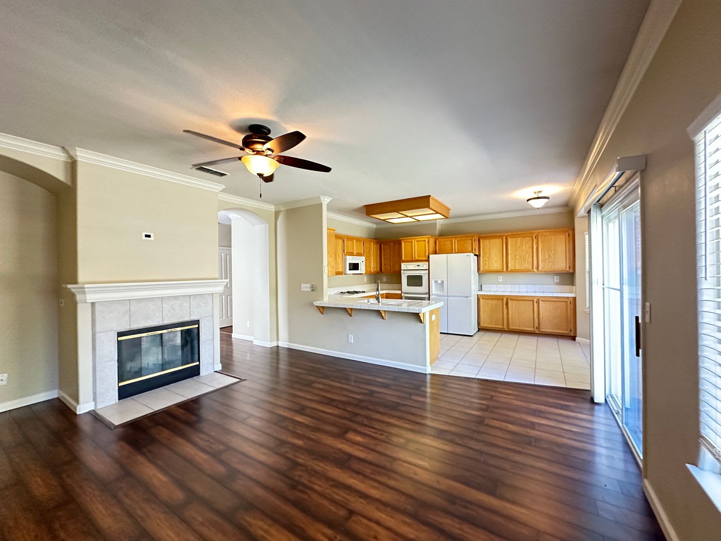 4 bed/ 2 ba house – photo 4