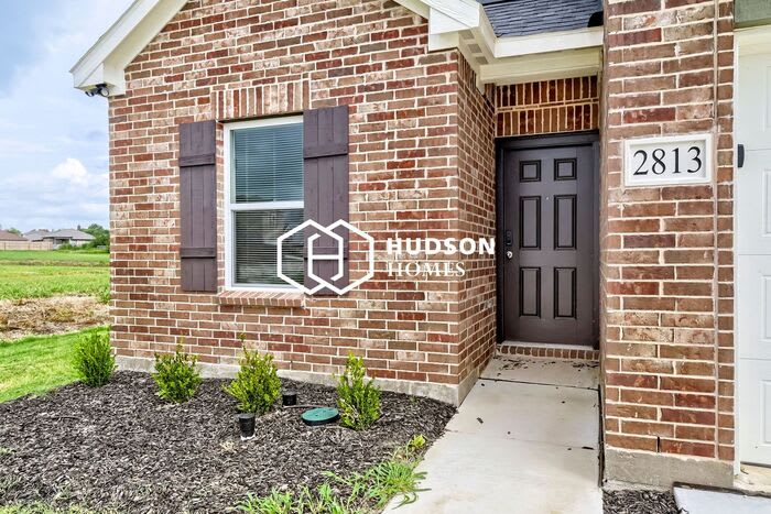 2813 Woodbrook Drive – photo 2