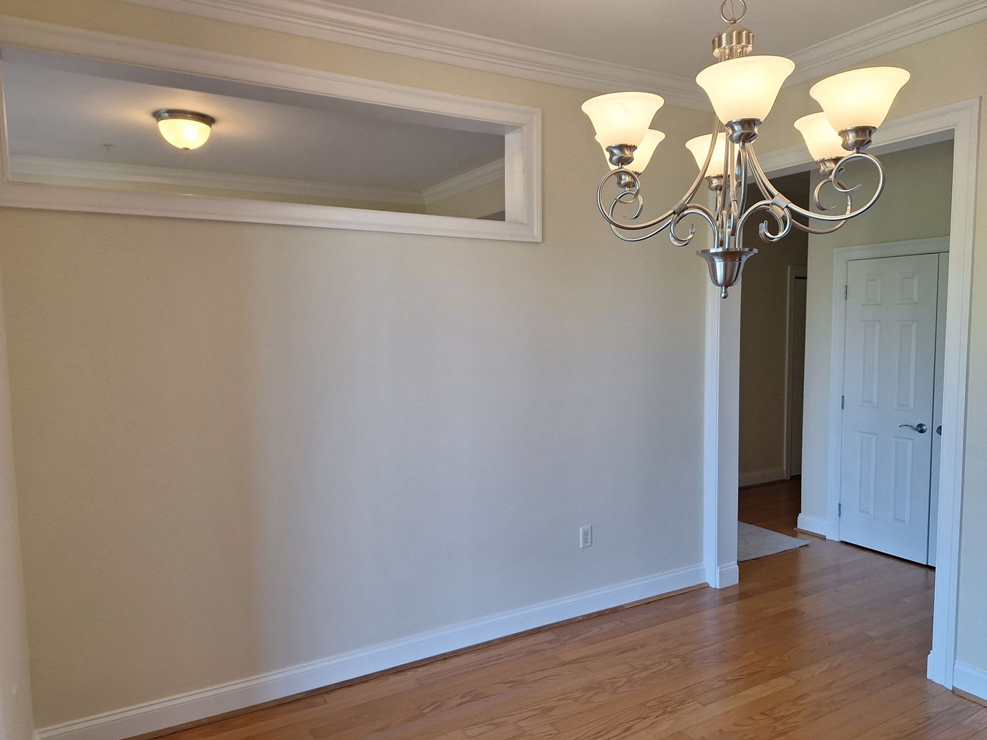 3 bedroom/ 2 bathroom- Bennington on the Park – photo 5