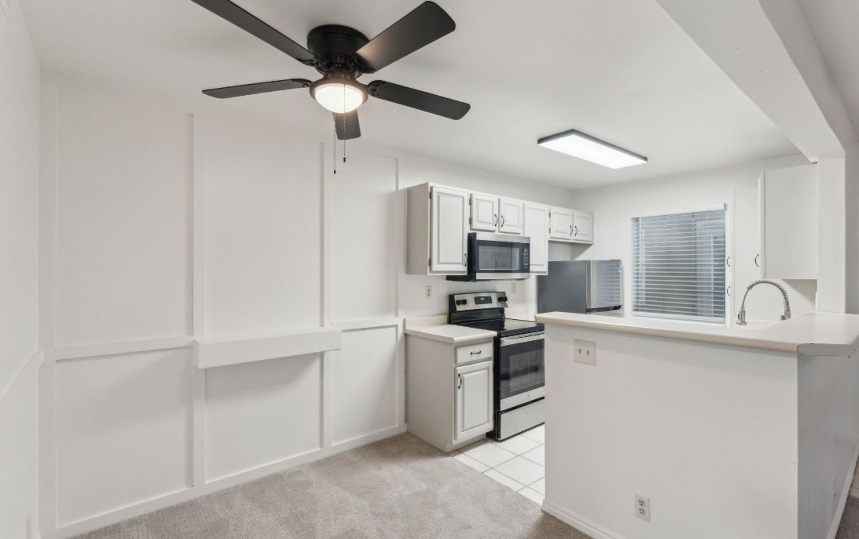 Main Floor 2 Bedroom Condo in Bountiful! – photo 2