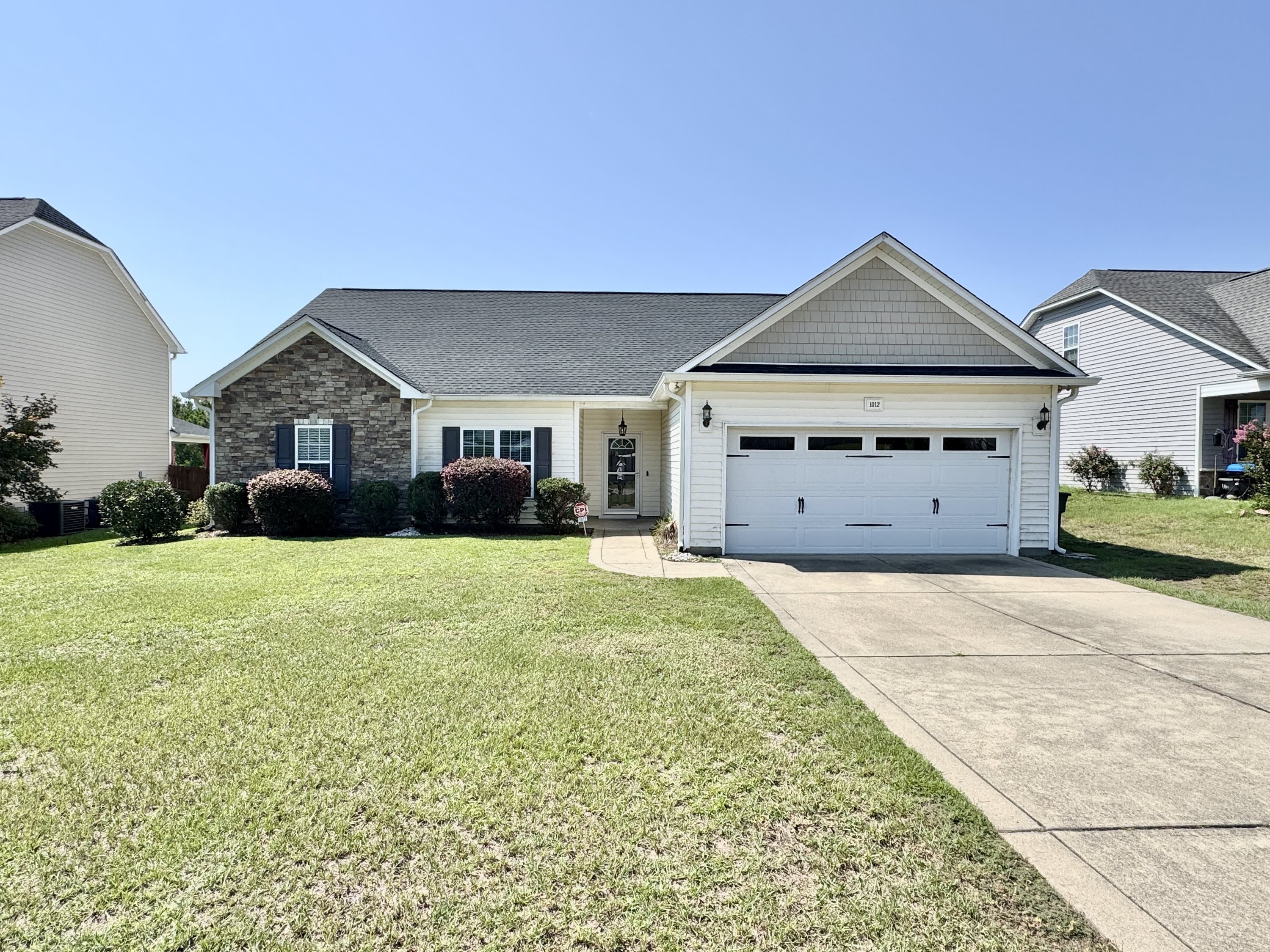 1012 Ronald Reagan Drive – photo 2