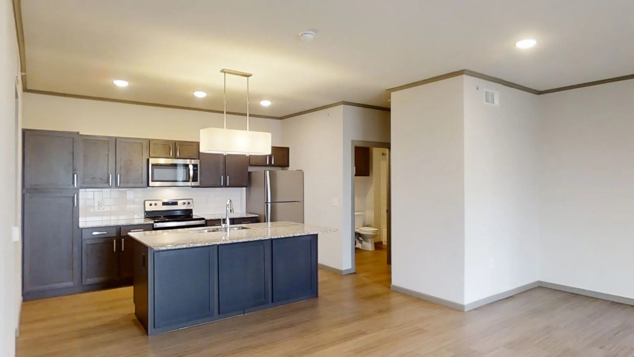 49 West – photo 4