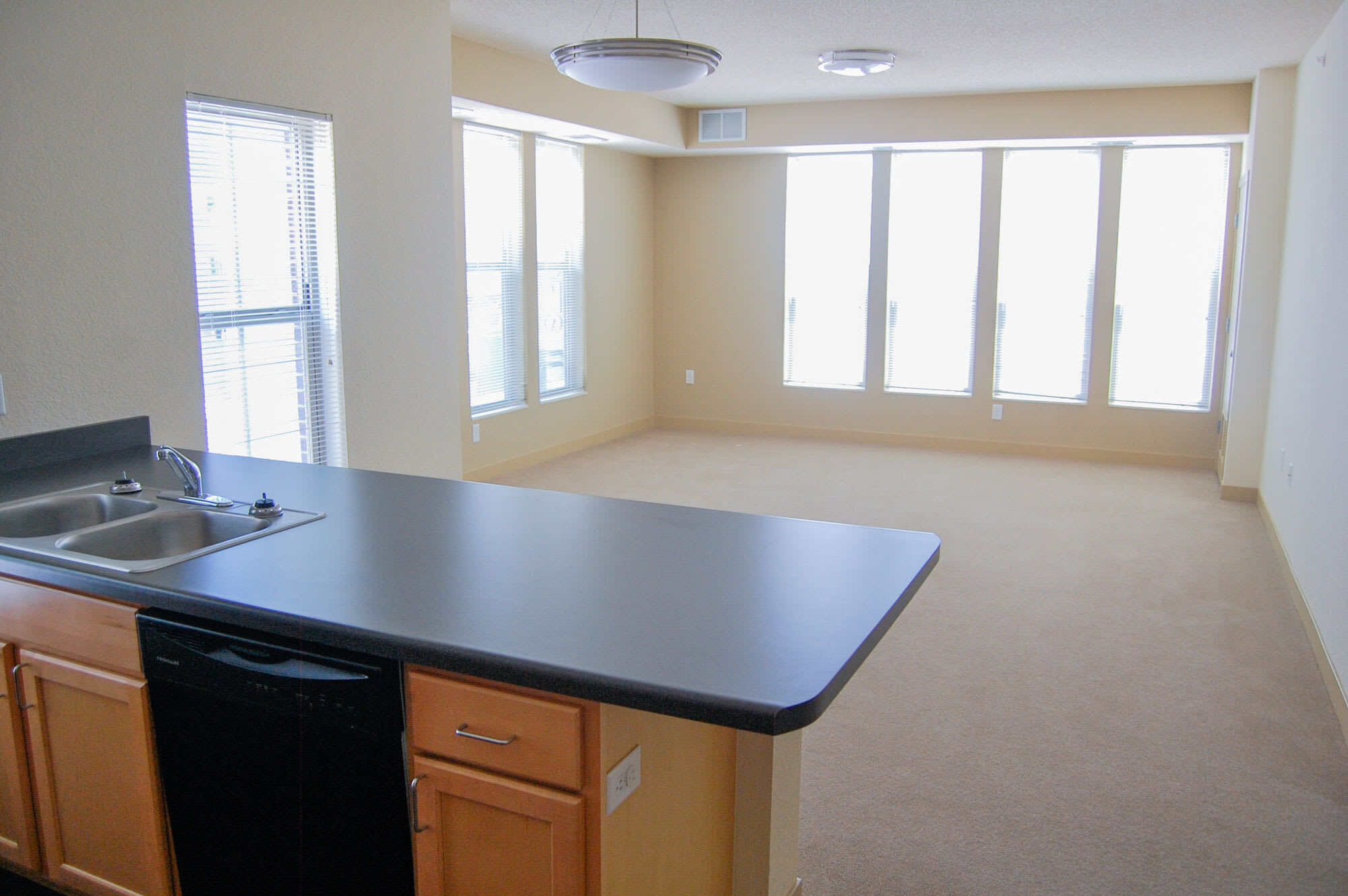 Metro Lofts – photo 3