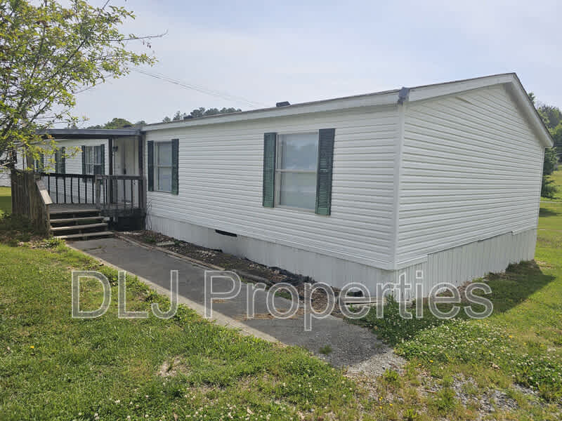 1376 Providence Rd – photo 1