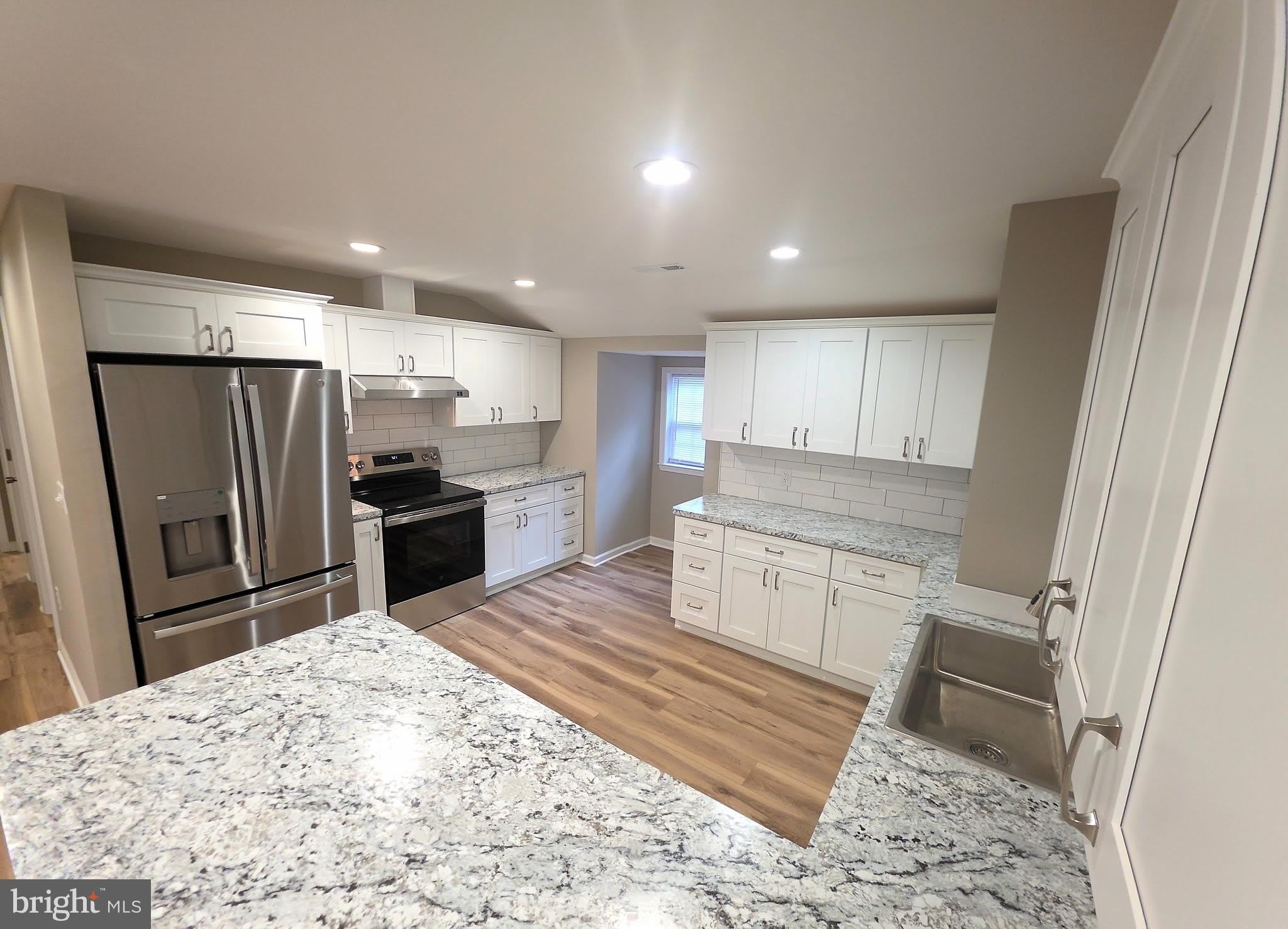 39000 Tanglewood Court – photo 3