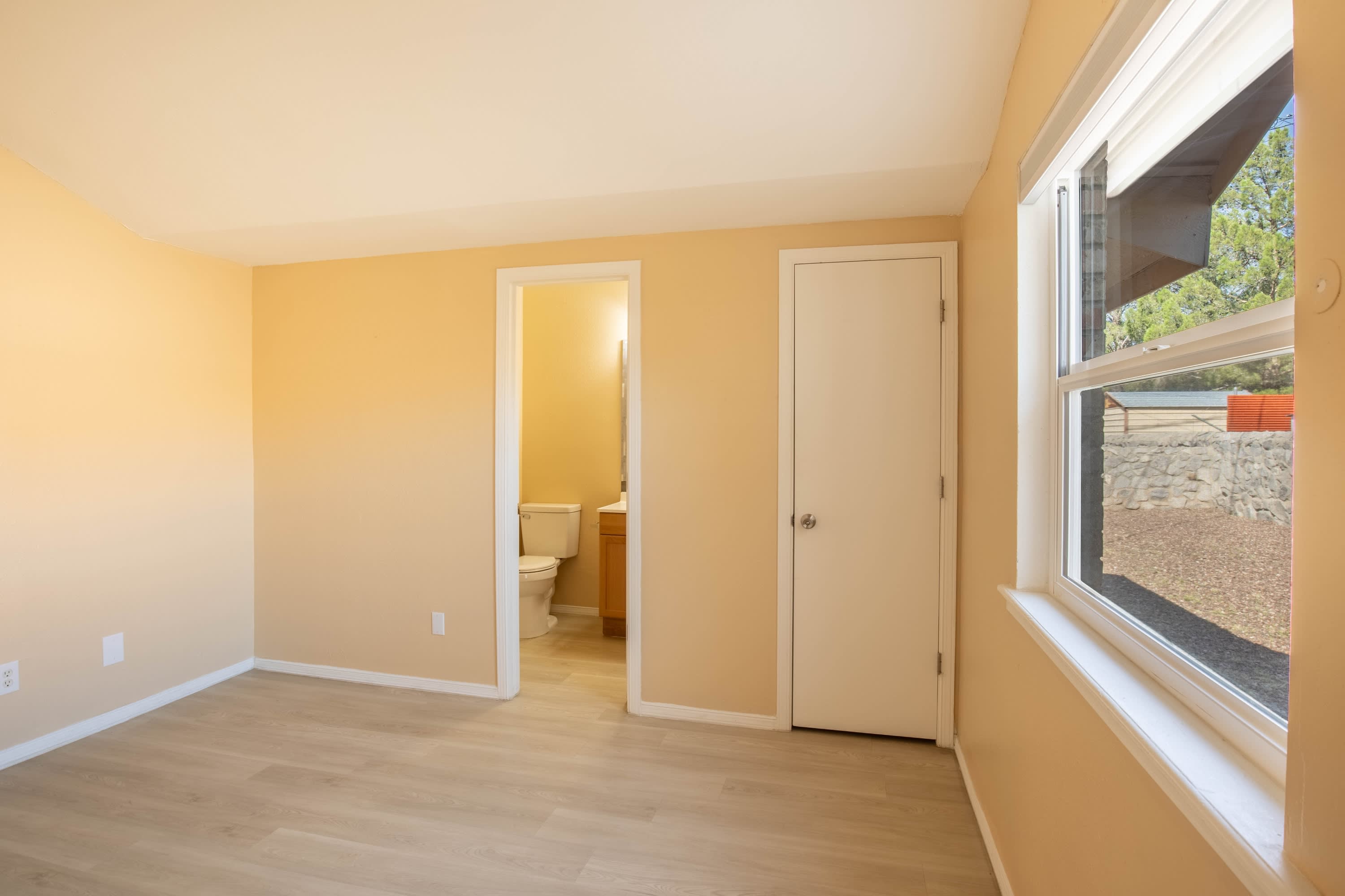 623 Paula Place – photo 4