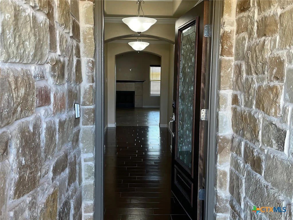 604 W Vega Lane – photo 2