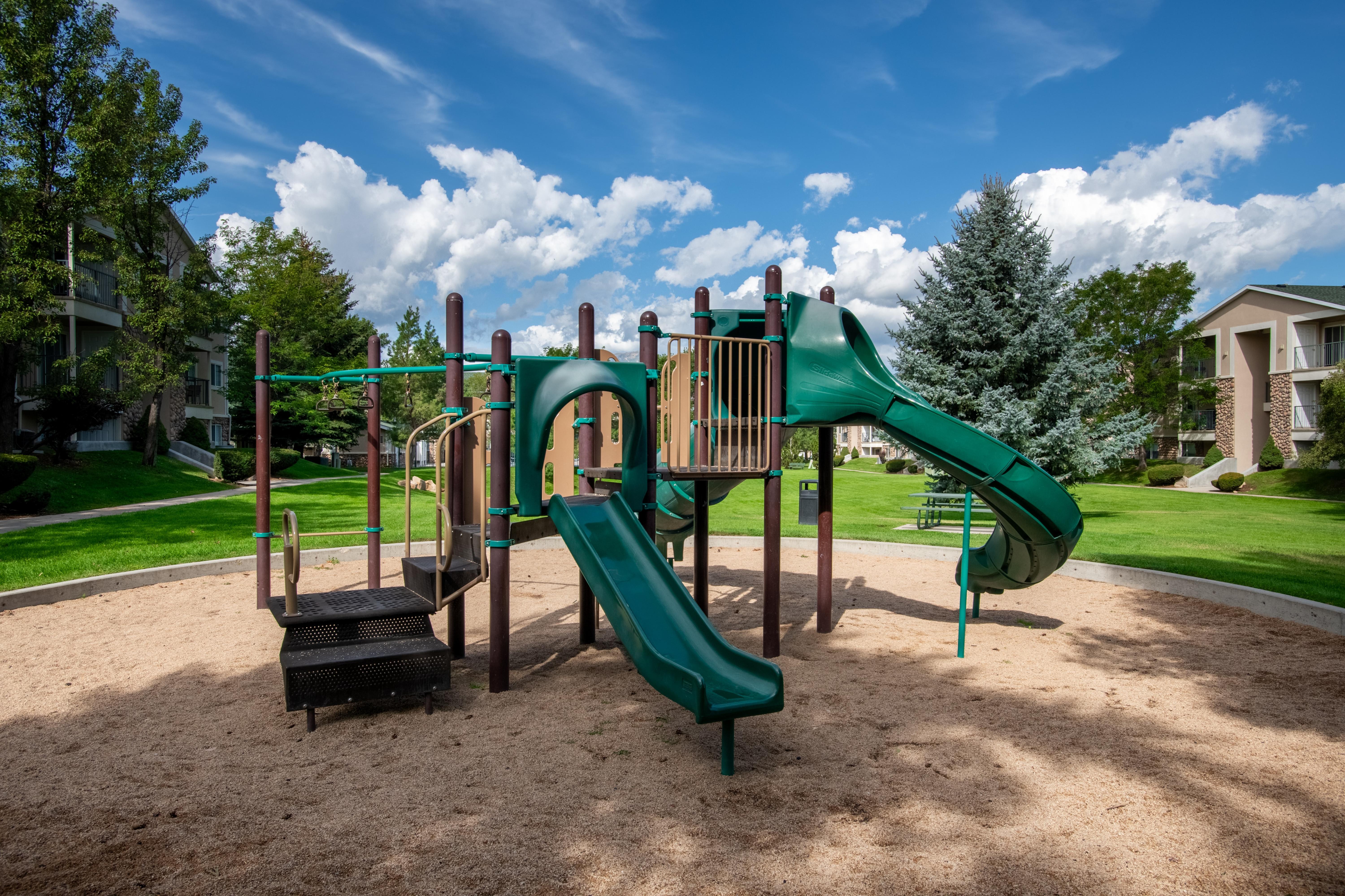 Wing Pointe – photo 4