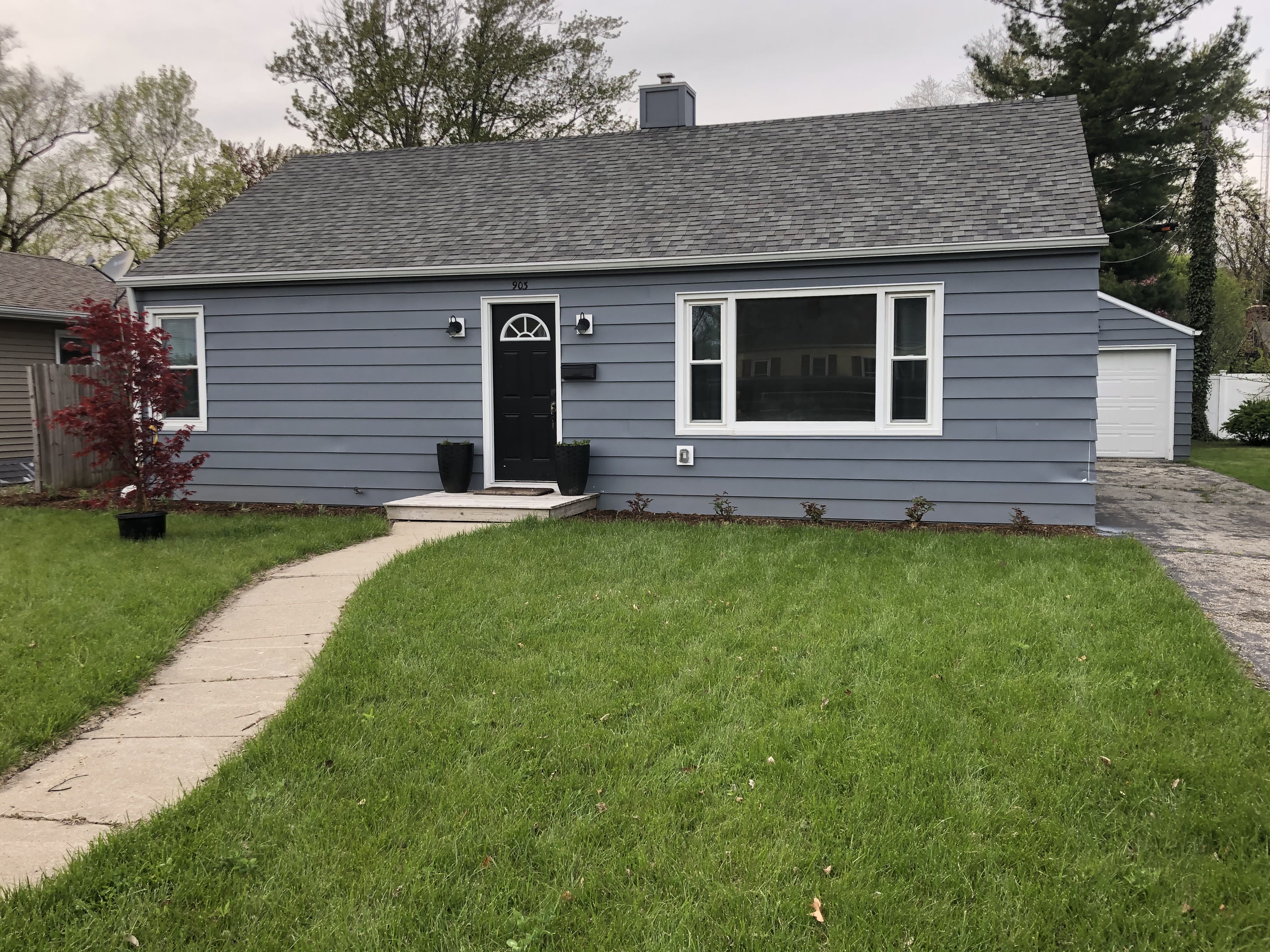 903 Kingsley Ave – photo 1