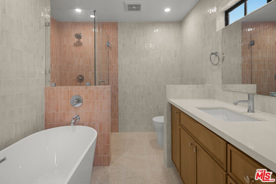 11759 Gateway Blvd – photo 4