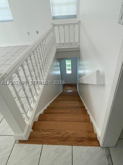 502 Madeira Ave – photo 5