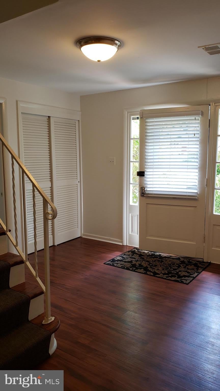 6916 CHURCHILL Road – photo 2